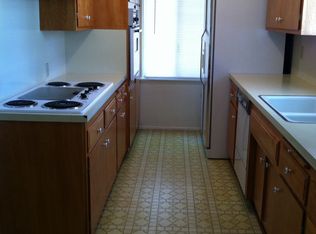 6960 Jamieson Ave, Reseda, CA 91335