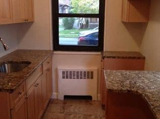 16304 16th Rd, Whitestone, NY 11357