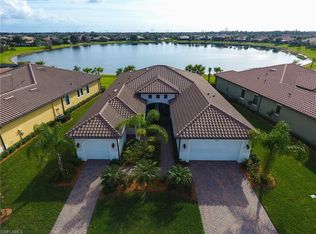 10064 Avalon Lake Cir, Fort Myers, FL 33913