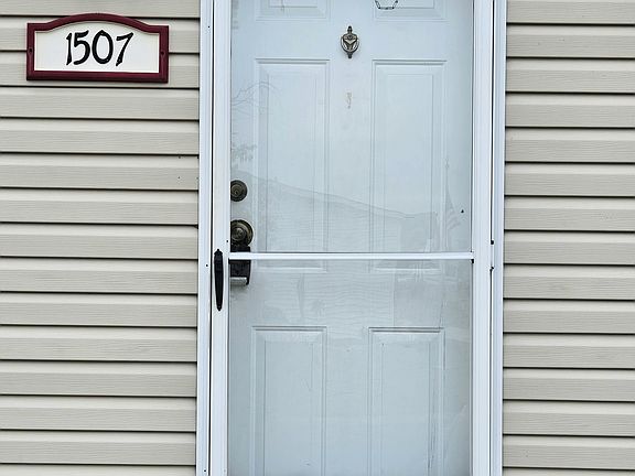 2nd image of 1507 N Kaleigh Ln