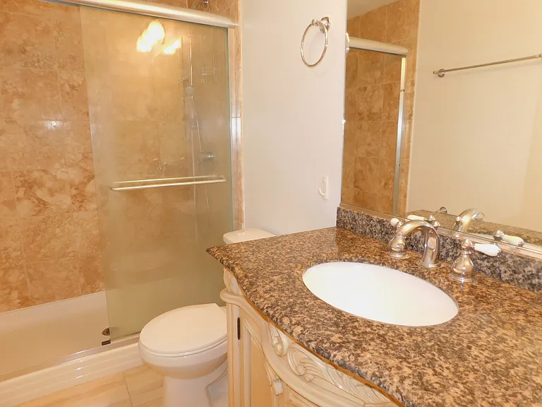 904 Reba Pl #20 — Photo 12