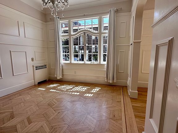 2nd image of 1906 Hyde St APT 1