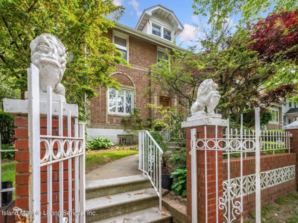 146 Major Ave, Staten Island, NY 10305