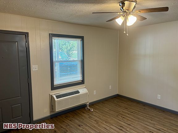 4th image of 867 N Gallaher View Road Northwestunit #107