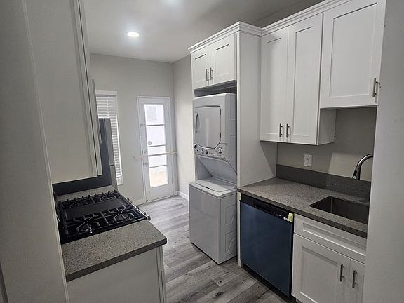 3rd image of 3513-3533 1st Ave #3523