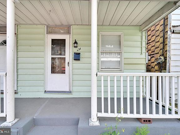5th image of 231 Valley St