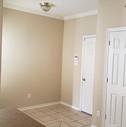 5th image of 13655 Garden Grove Ct #284