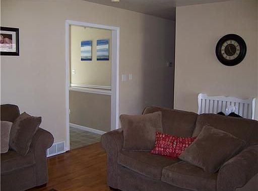 4th image of 59052 Lower Dr