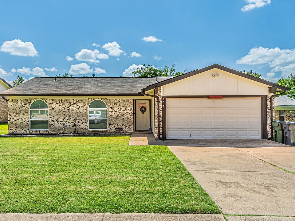 1st image of 2608 Nelwin Pl