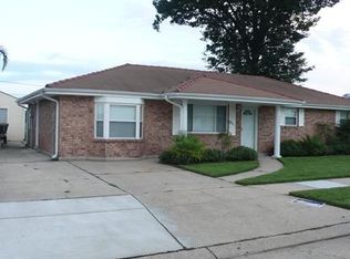 2905 Blanchard Dr, Chalmette, LA 70043