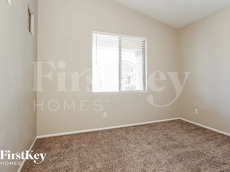 16110 W Miami St — Photo 11