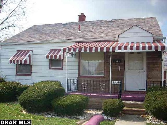 2nd image of 3924 19th St