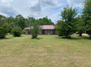10401 Cathey Dr, Moss Point, MS 39562