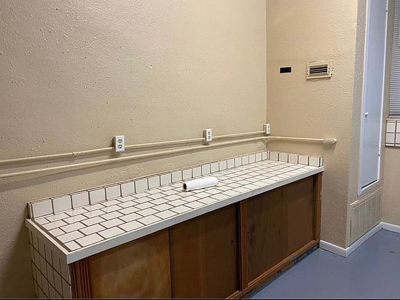 Unit Photo