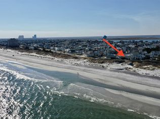 352 8th St S, Brigantine, NJ 08203