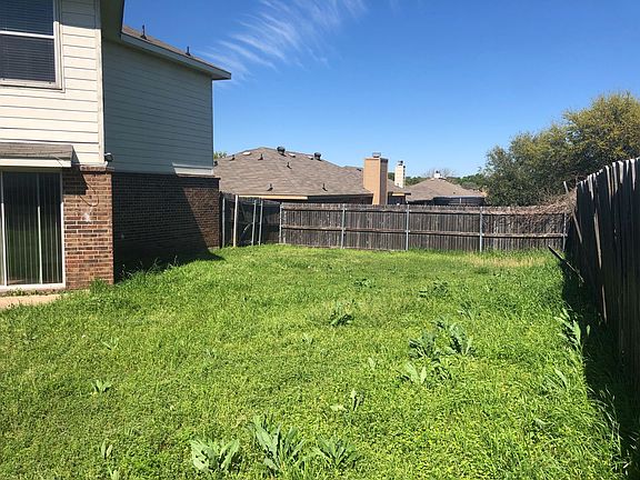 4th image of 1700 Hope Town Dr