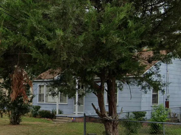 702 Dixon Street, Kinston, NC 28501