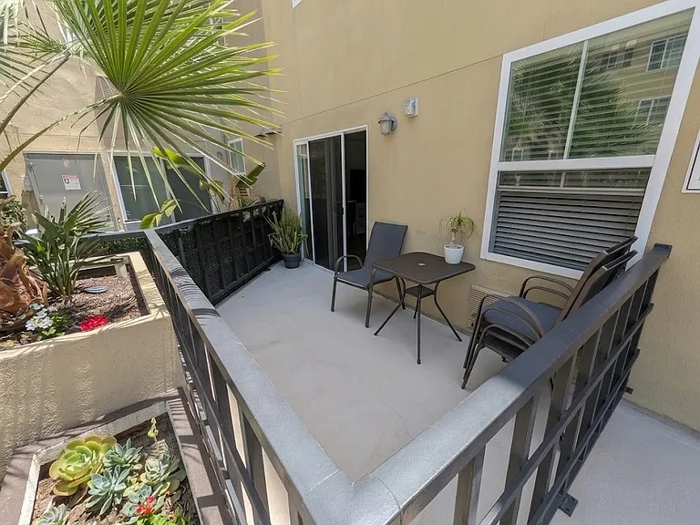 1970 Columbia St #216 — Photo 7