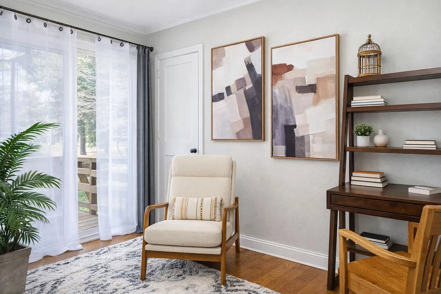 1 bed, 1.0 bath, 796 sqft, $10,322 — Photo 2