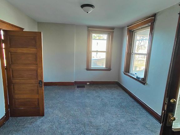 4th image of 4619 McNeil Ave APT 2