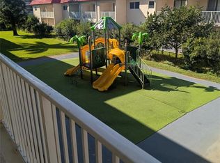 5820 NW 17th Pl APT 206, Fort Lauderdale, FL 33313