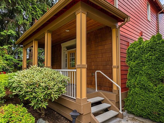 4th image of 6625 SW 198th Place