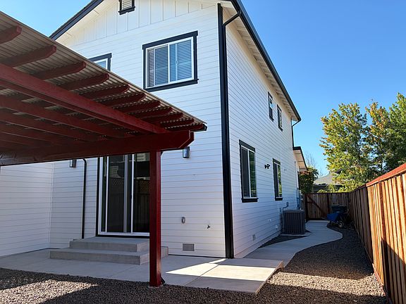 3rd image of 2020 Crimson Ln
