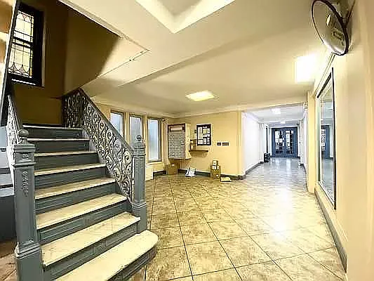 Rented by Compass | media 11