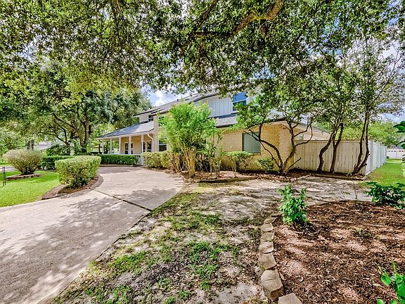 3rd image of 4495 Thomas Ln