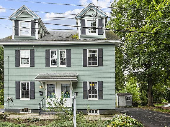 2nd image of 21 Bedford Ct