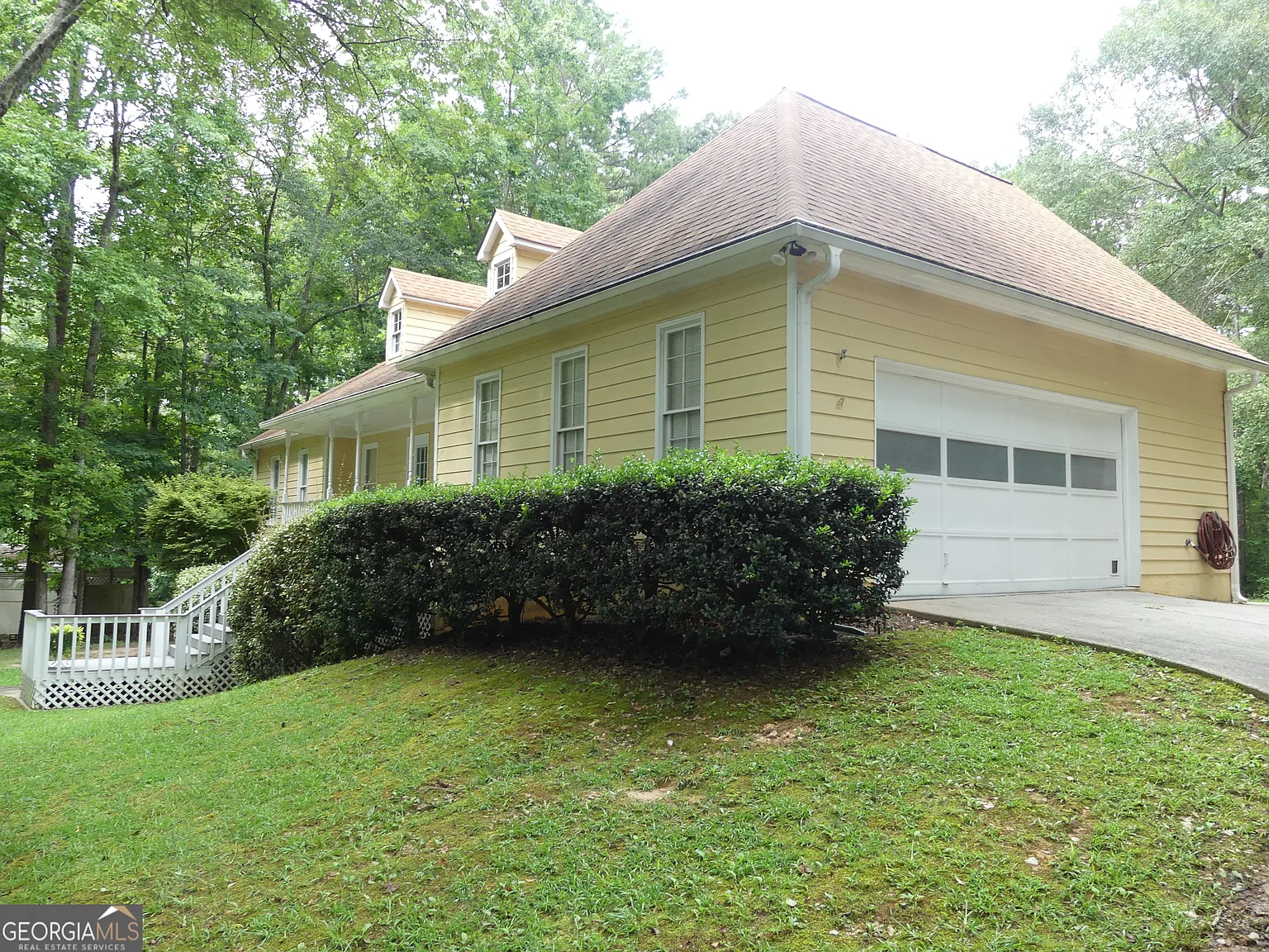 3 bed, 3.0 bath, 1754 sqft, $2,450 — Photo 3