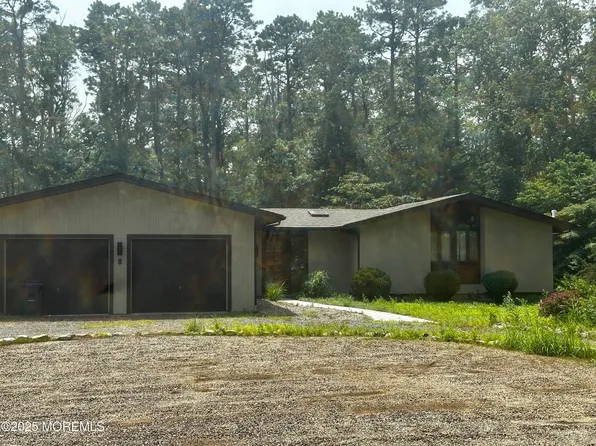 8 Evergreen Drive, Little Egg Harbor, NJ 08087