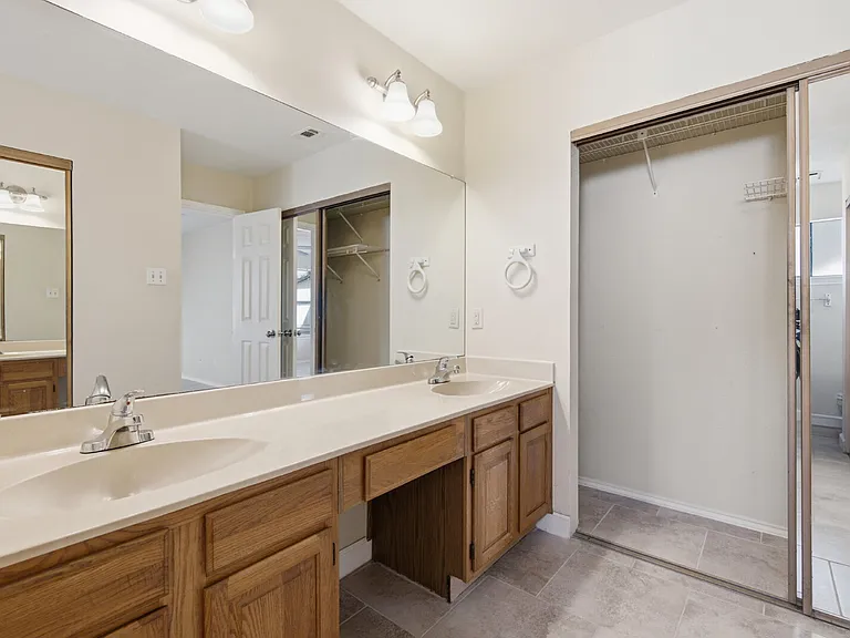 6700 Shiner St — Photo 18