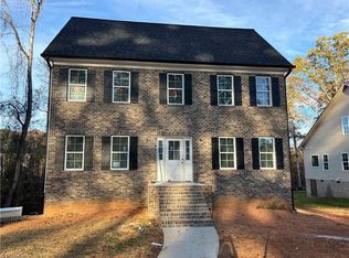 995 Kelwyn Ln, Lewisville, NC 27023
