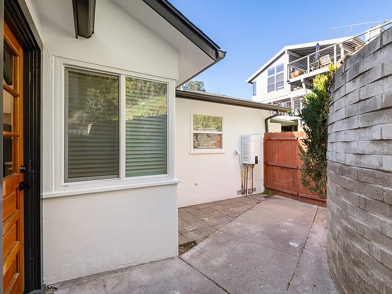 1537 Glenwood Dr — Photo 18