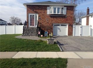 90 Meade Ave, Bethpage, NY 11714