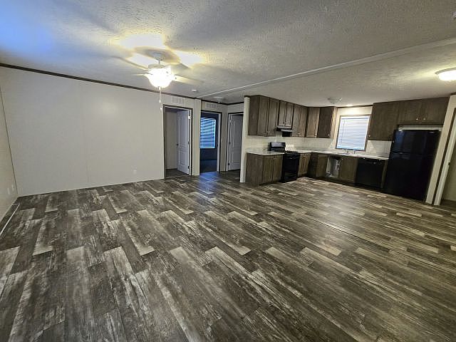 1st image of 335 Bankers Dr #79