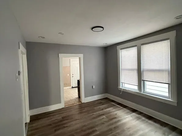 488 Norwood St #A, East Orange, NJ 07018