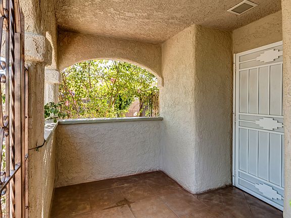 4th image of 66965 Acoma Ave