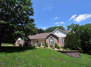 12 Schoen Morgen Dr, O'Fallon, MO 63366
