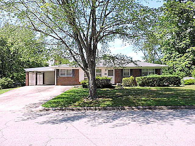 1st image of 231 Lansbury Dr