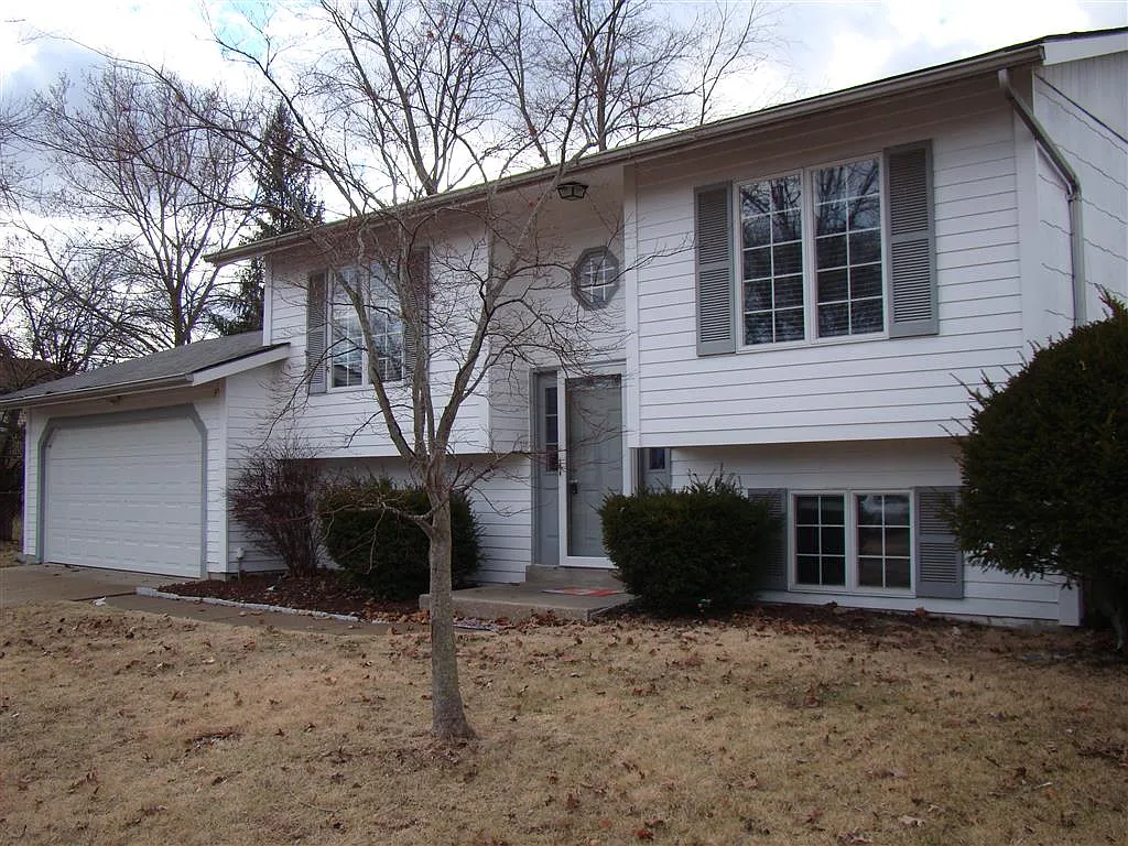15541 95th Ave photo 1