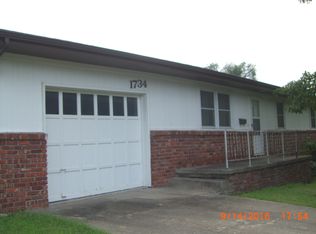 1734 E Wall St, Fort Scott, KS 66701