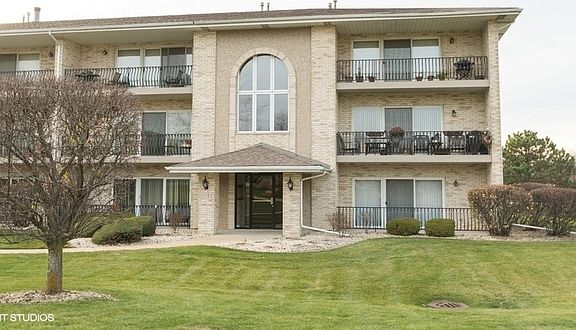 2nd image of 11151 Wisconsin Ct APT 1D