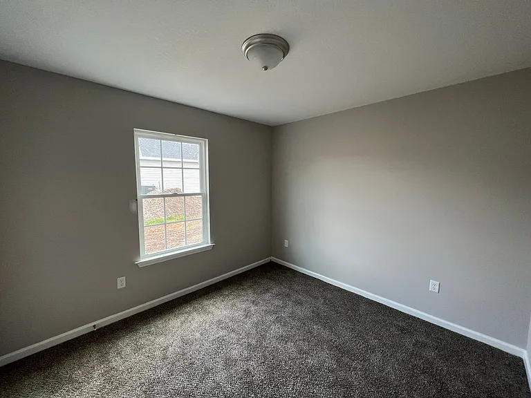 7054 White Pine Ave — Photo 12