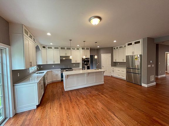 Kitchen with Bosch appliance