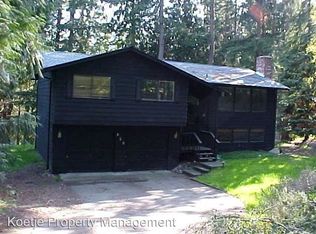 326 E Henni Rd, Oak Harbor, WA 98277