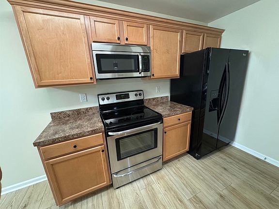 5th image of 1300 Leatherman Rd.