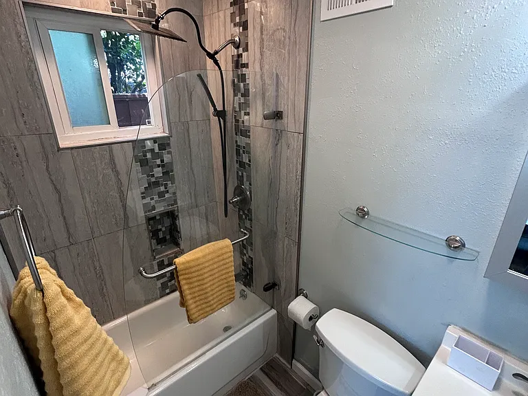 24607 Patricia Ct — Photo 16