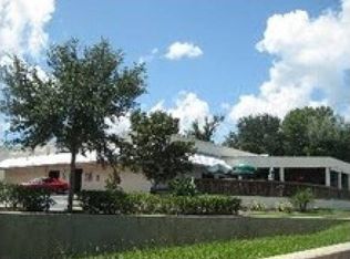 528 8th St, Clermont, FL 34711